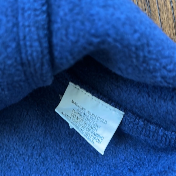 Men’s Vineyard Vine vest XS - Picture 3 of 4